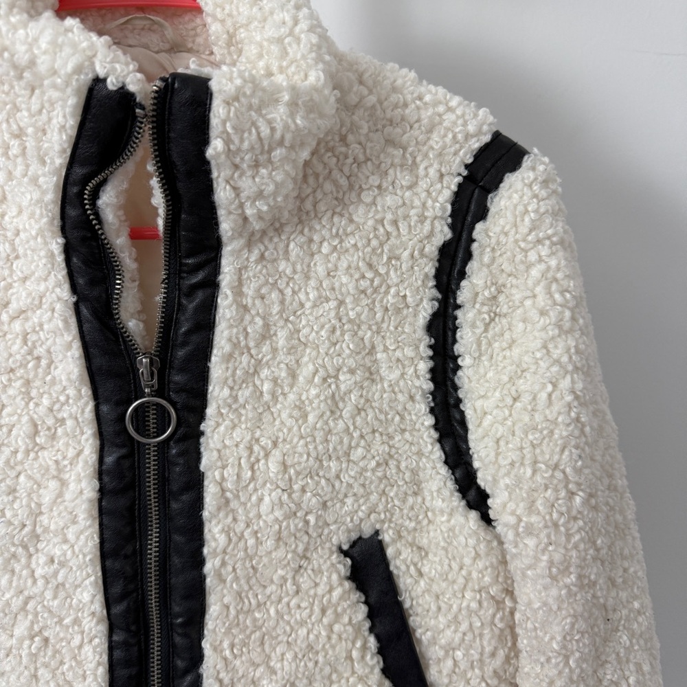 Design History Girl's Faux Sherpa Leather Trim Jacket Large - Picture 3 of 6